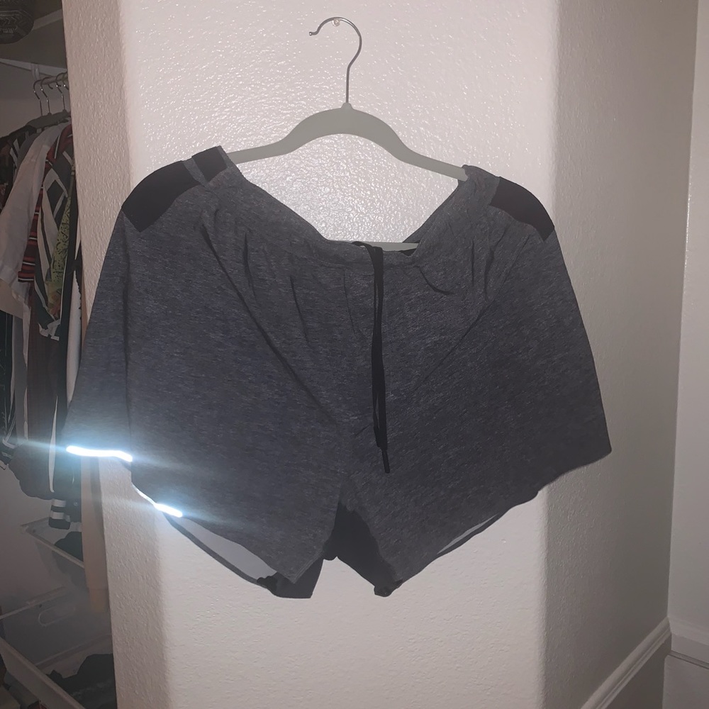 Lululemon Surge 4” Short w/ liner